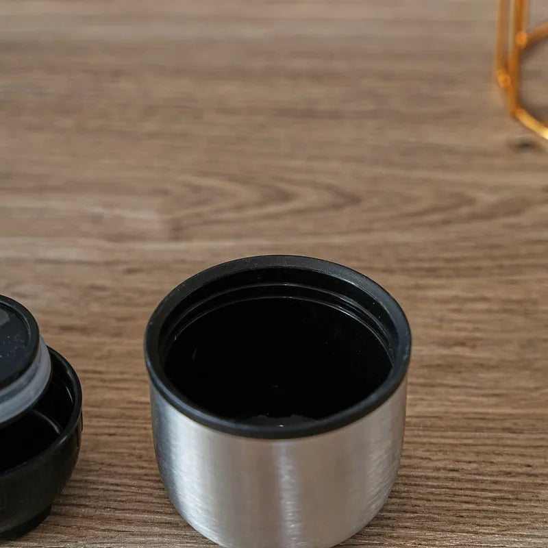 bouteille isotherme inox tasse