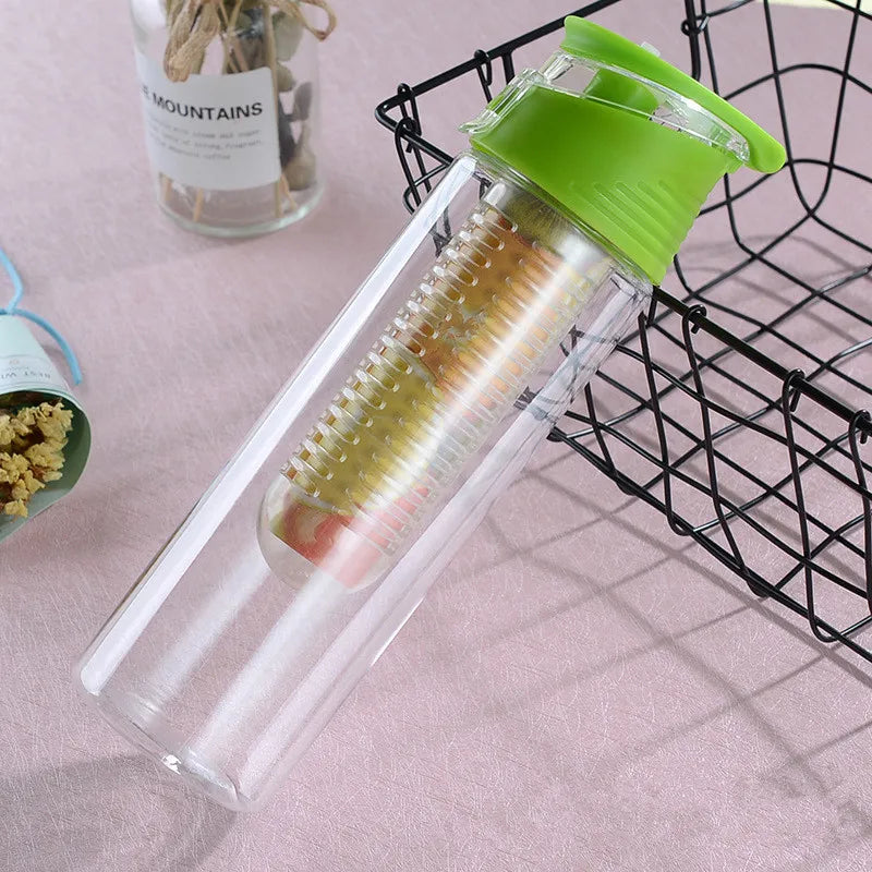 gourde plastique infuseur vert